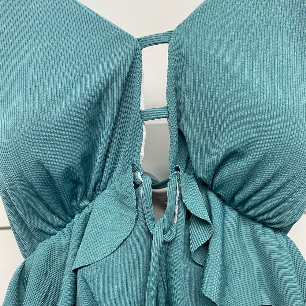 ✅Shein one piece moss green bathing suit - Picture 2 of 6